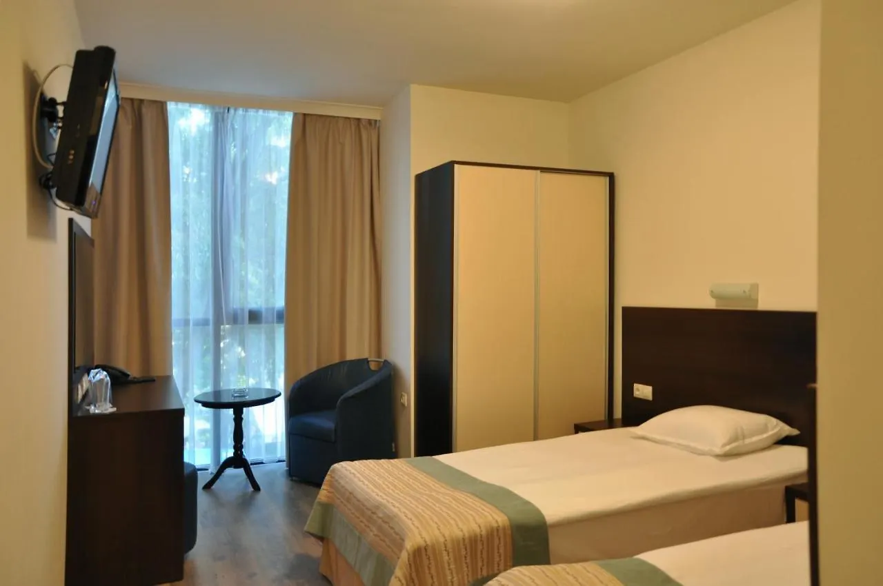 Hotel Burgas Free University 0*,